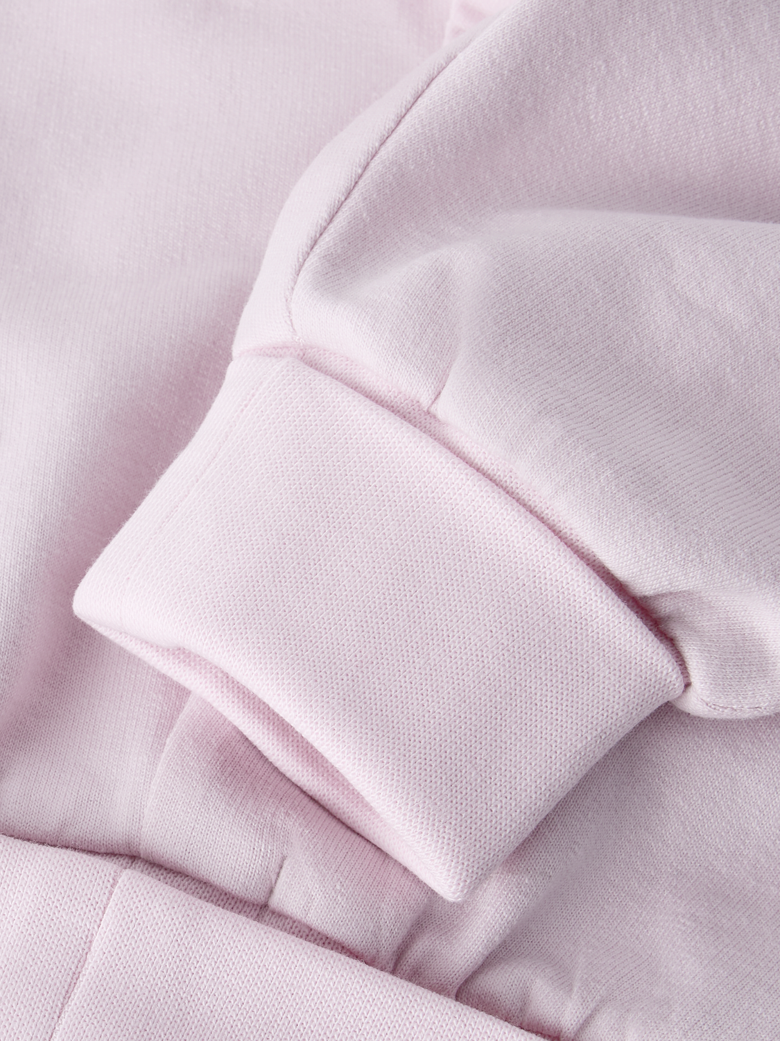 model_shot-front_full